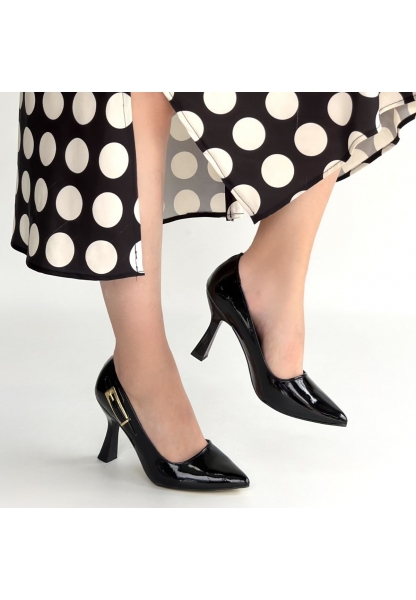 Cerin Siyah Rugan Topuklu Ayakkabı