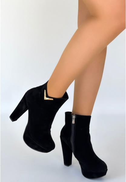 Denta Siyah Süet Topuklu Bot