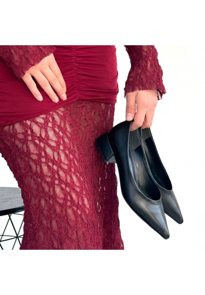 Ferla Siyah Cilt Topuklu Ayakkabı