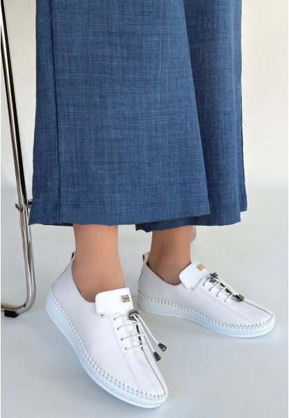 Warte Beyaz Cilt Bağcıklı Spor Ayakkabı